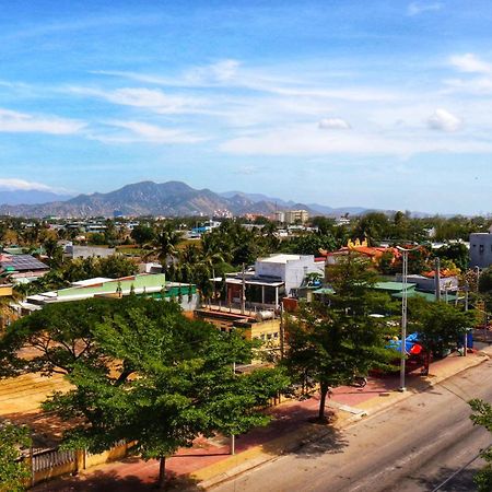Khach San Hoang Hai Phan Rang Bagian luar foto
