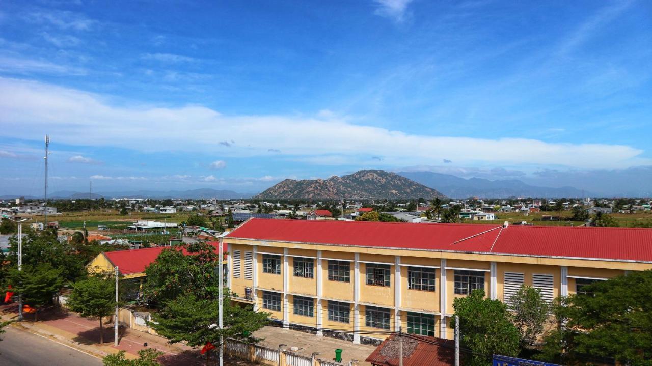 Khach San Hoang Hai Phan Rang Bagian luar foto